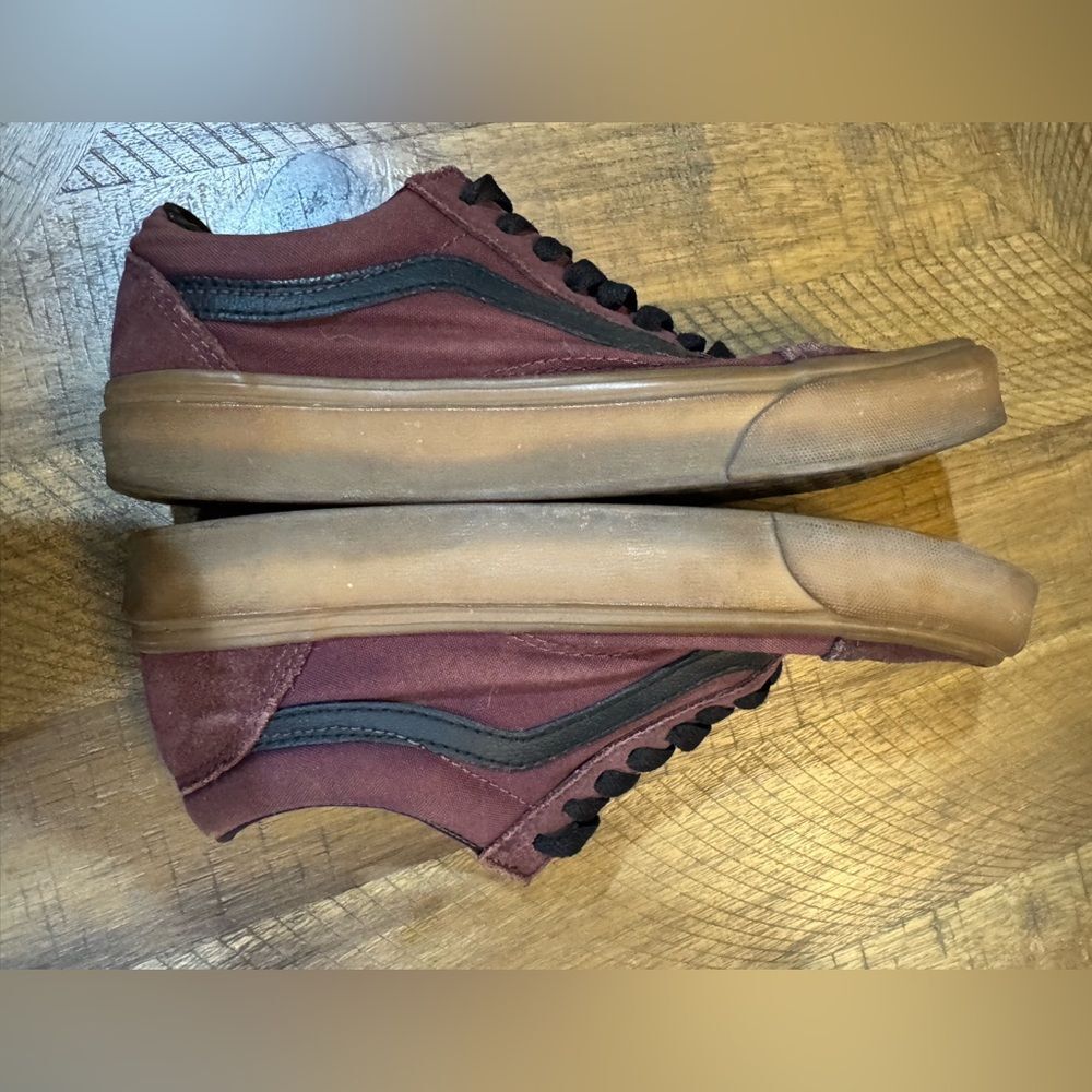 Vans Maroon and Black Gum Sole Classic Old School Sneakers - Picture 8 of 11